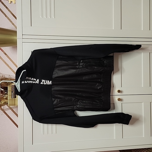 Zumba lovers jacket 😍 - Picture 2 of 6